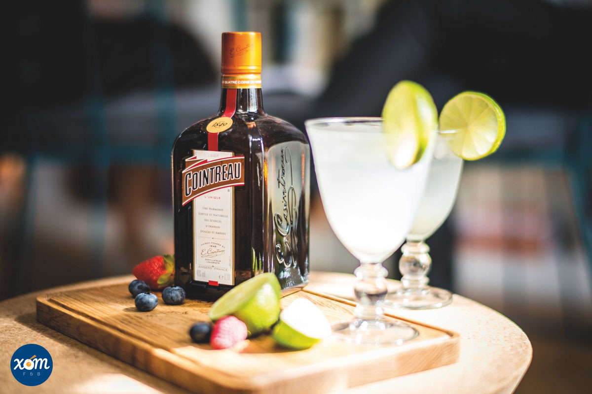 Các Loại Rượu Mùi Mà Một Bartender Nên Biết 