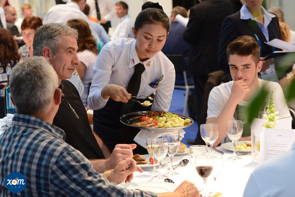 Những Lý Do Khiến Nhà Hàng Của Bạn Bị Khách Bỏ Qua 