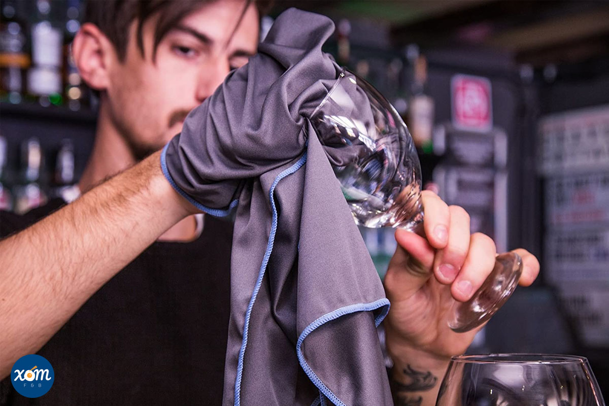 Các Phụ Kiện Cần Thiết Để Phục Vụ Rượu Vang 