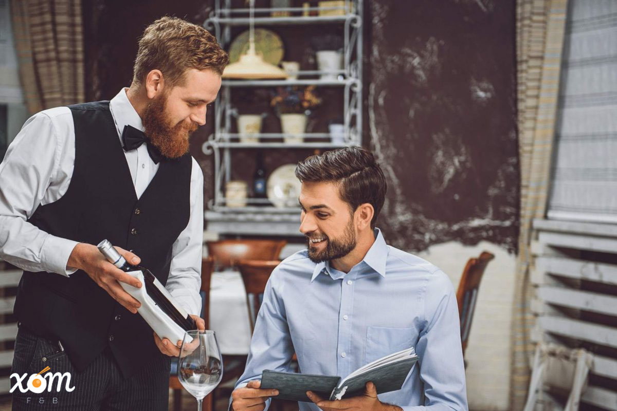 Những Phẩm Chất Cần Thiết Của Một Nhân Viên Nhà Hàng