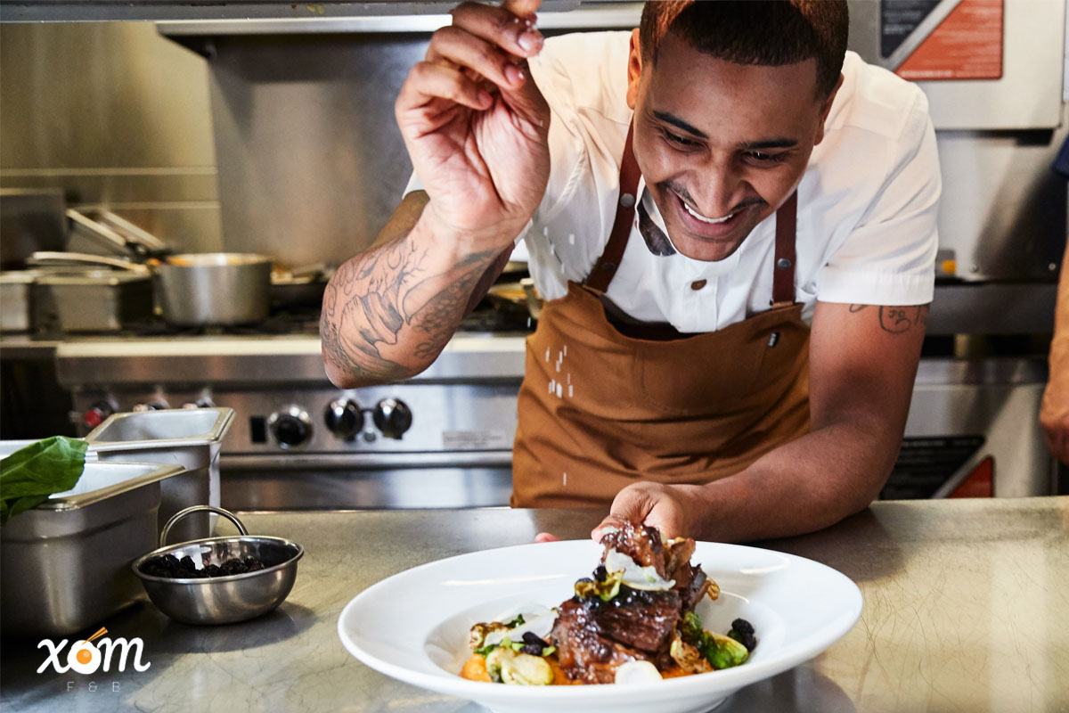 Chặng Đường Đến Với Nghề Bếp Ngay Từ Khi Còn Rất Nhỏ Của Một Đầu Bếp Danh Tiếng